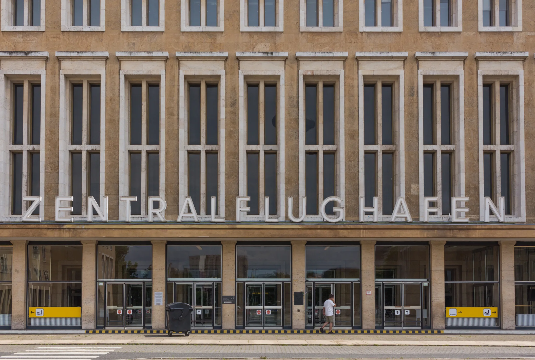 airport terminal berlin tempelhof