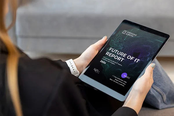 future-of-it-report-snippet-filp-box-human-element-image